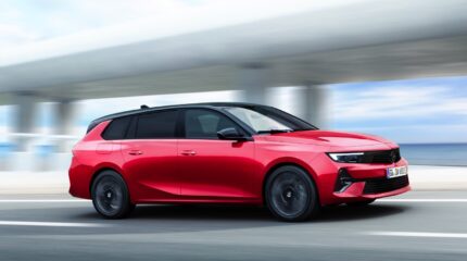 opel_astra_sports_tourer_electric-032x