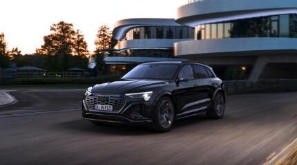 audi_sq8-etron-2023-172x-jpg