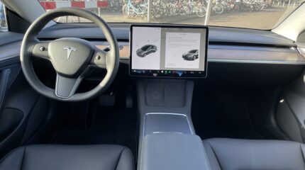tesla-model-3-long-range-dual-motor-awd-silver-5