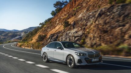 bmw_i5_edrive40_sedan-032x-jpg