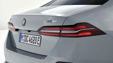 bmw_i5_edrive40_sedan-212x-jpg