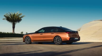 bmw_i7_m70_2023-032x-jpg