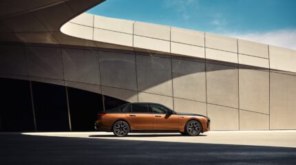 bmw_i7_m70_2023-102x-jpg