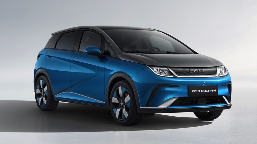 byd_dolphin-012x-jpg