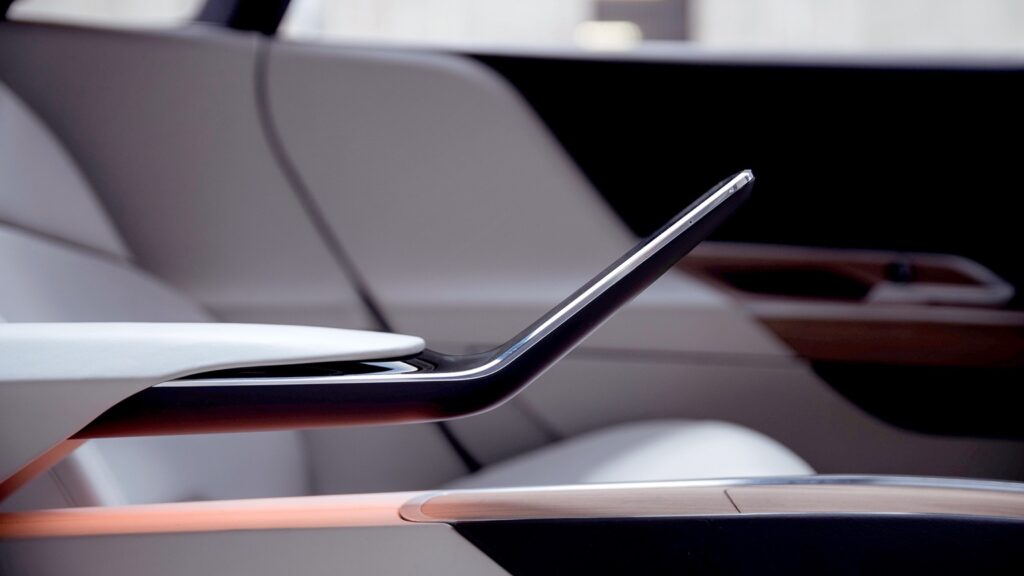 lucid_air-212x-jpg