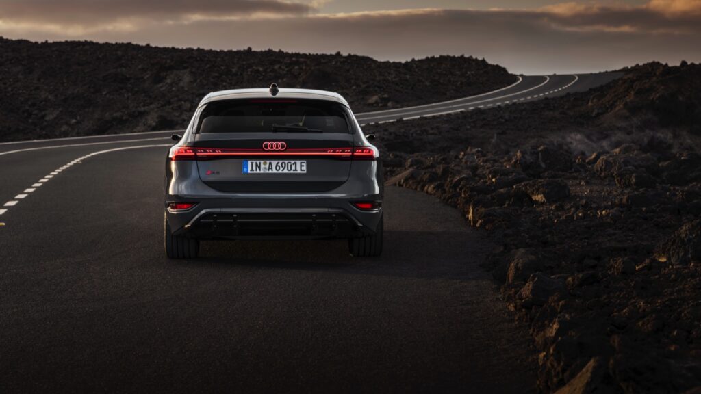 audi_a6_avant_etron_2024-052x-jpg