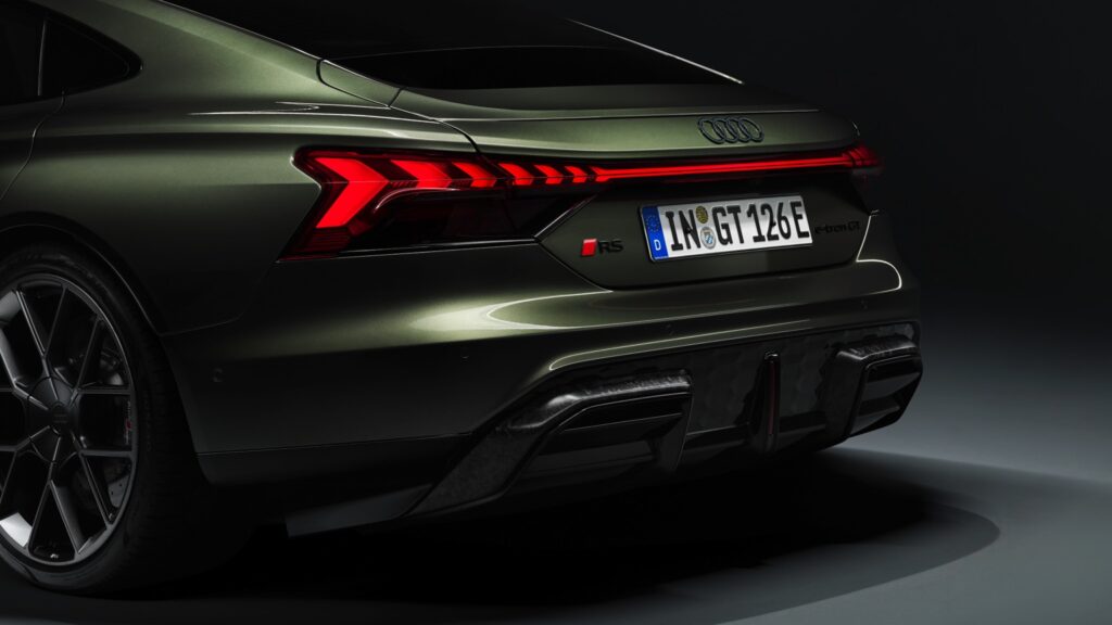 audi_e-tron_gt_rs_performance_2025-062x-jpg
