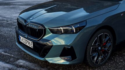 bmw_i5_edrive40_touring-222x-jpg