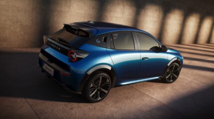 lancia_ypsilon-052x-jpg