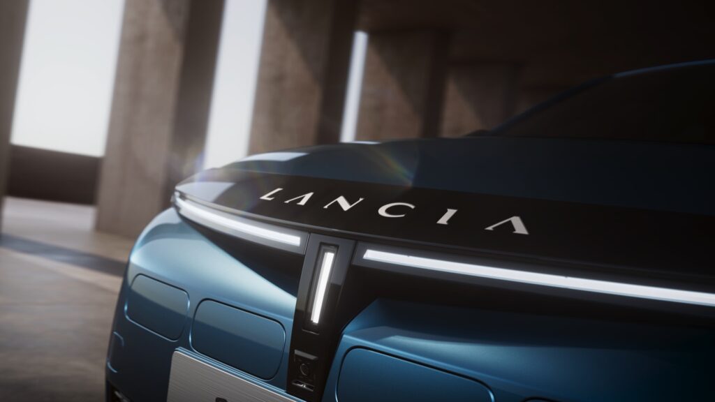 lancia_ypsilon-212x-jpg