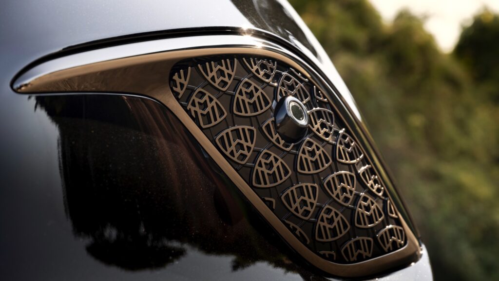 mercedes_maybach_eqs_suv_2024-192x-jpg