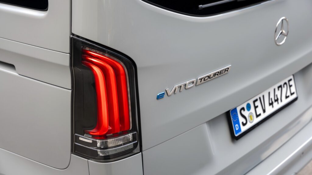 mercedes_evito_2024-092x-jpg