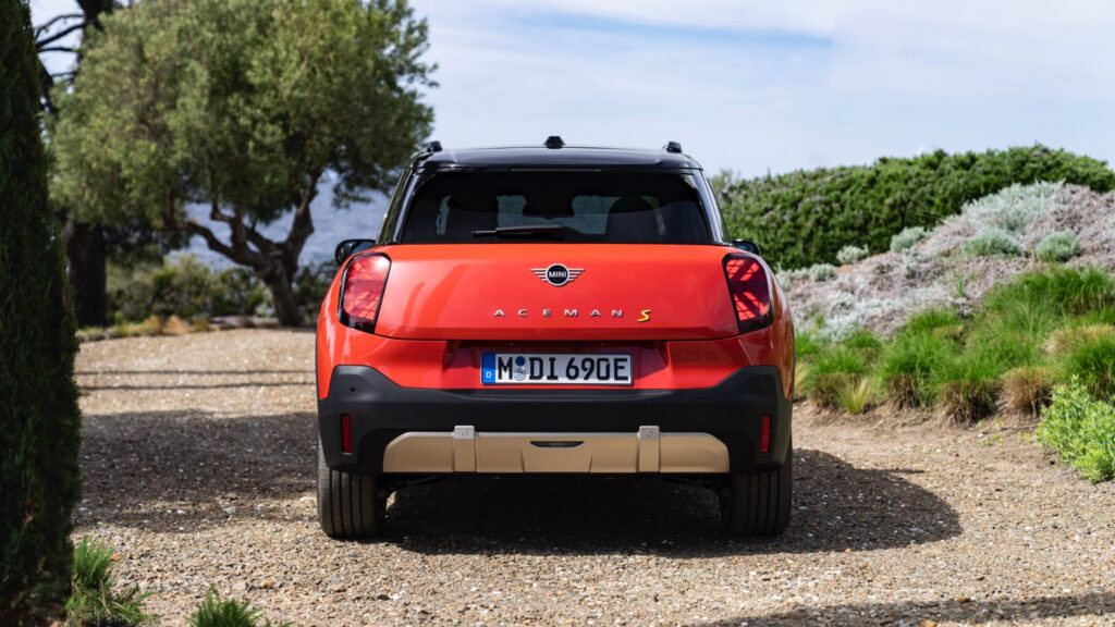 mini_aceman_electric_2024-092x-jpg
