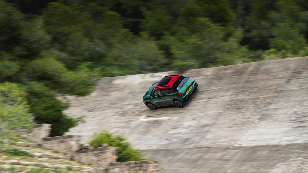 mini_aceman_electric_jcw_2024-072x-jpg