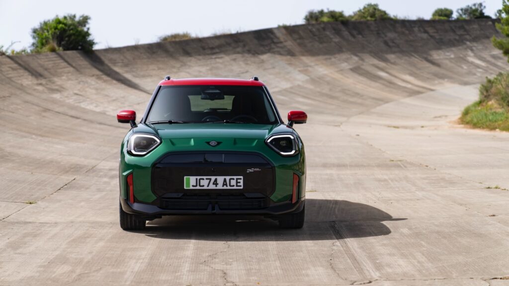 mini_aceman_electric_jcw_2024-112x-jpg