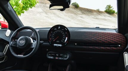 mini_aceman_electric_jcw_2024-172x-jpg