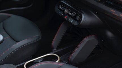 mini_aceman_electric_jcw_2024-232x-jpg